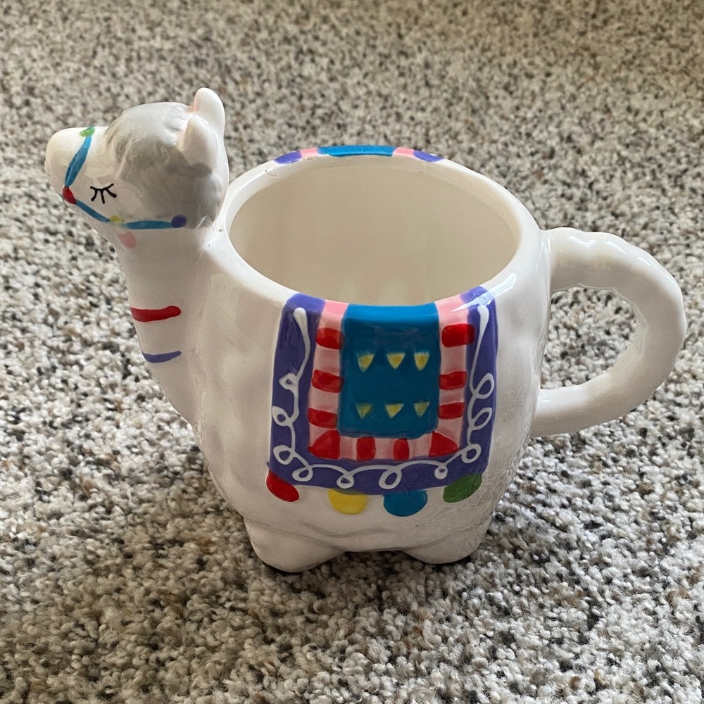 Colorful Ceramic Llama Shaped Mug 🌸